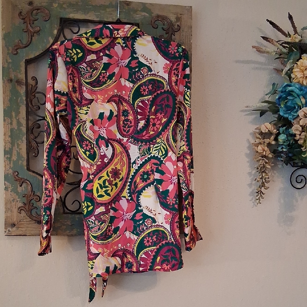 SHEIN Multicolor Paisley Wrap Blouse. NWOT Size Medium - Picture 8 of 13